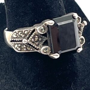 Vintage 925 Sterling Silver Black Onyx Marcasite Ring Size 7 3/4